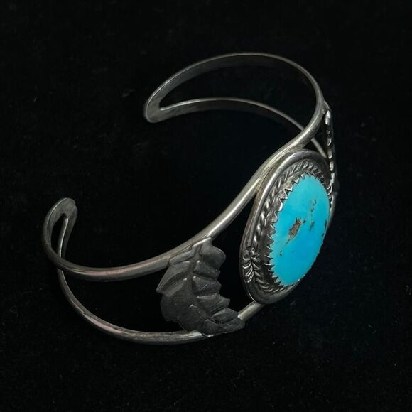 Vintage  Thick Turquoise and Sterling Silver Cuff Bracelet - Picture 7 of 9